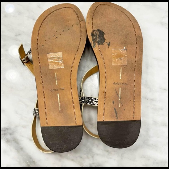 Dolce Vita Sandals - Picture 4 of 6